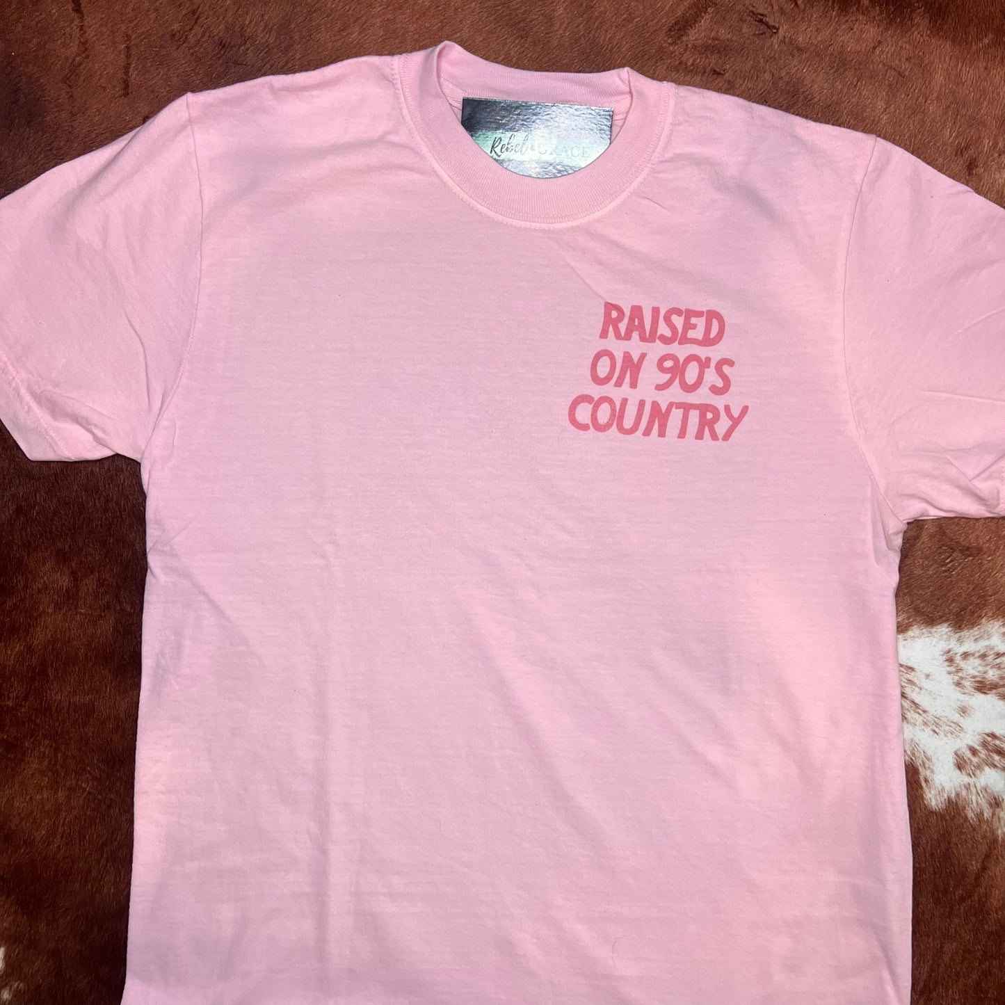 Camiseta criada en el campo de los 90