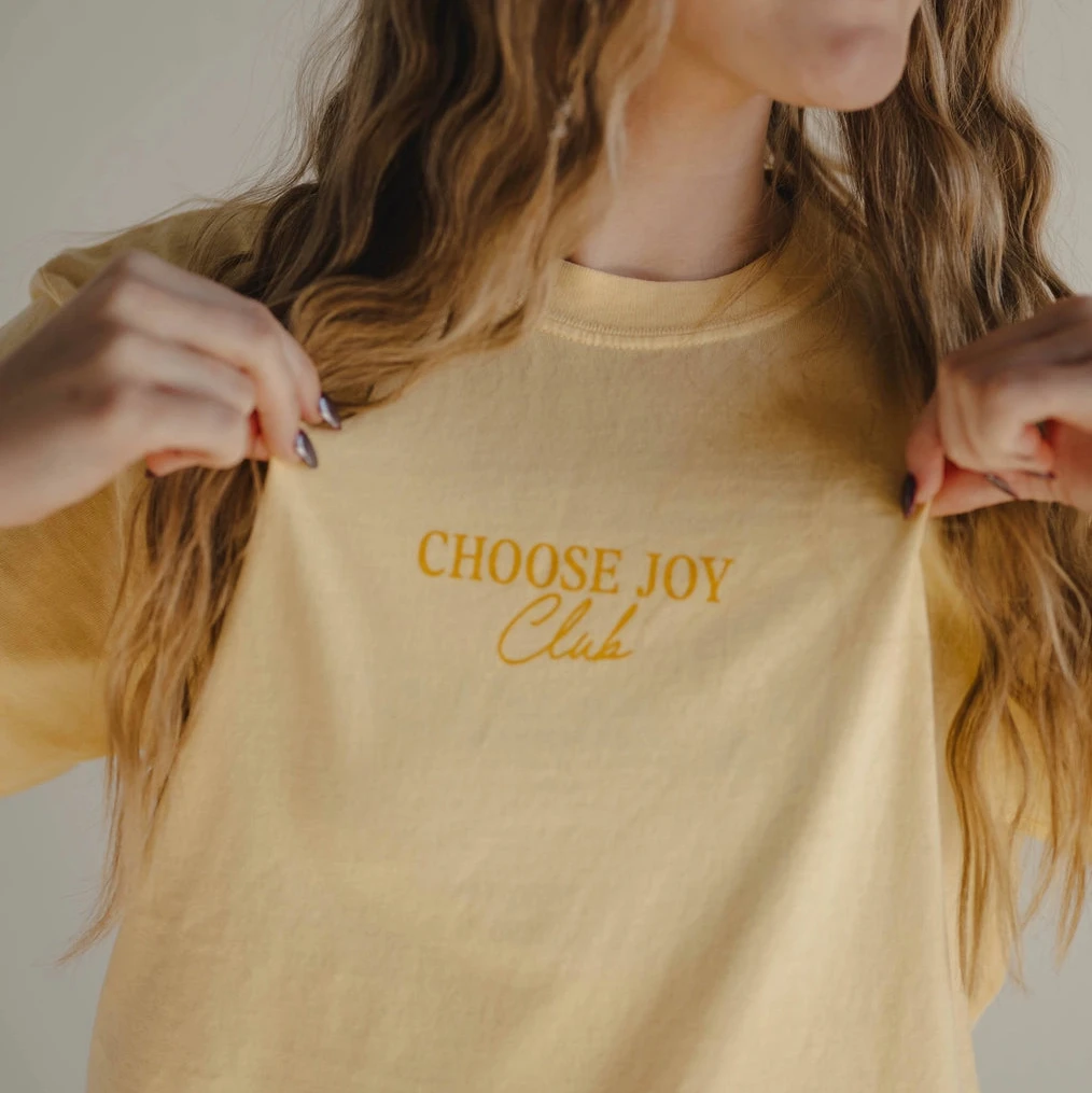 Choose Joy Tee