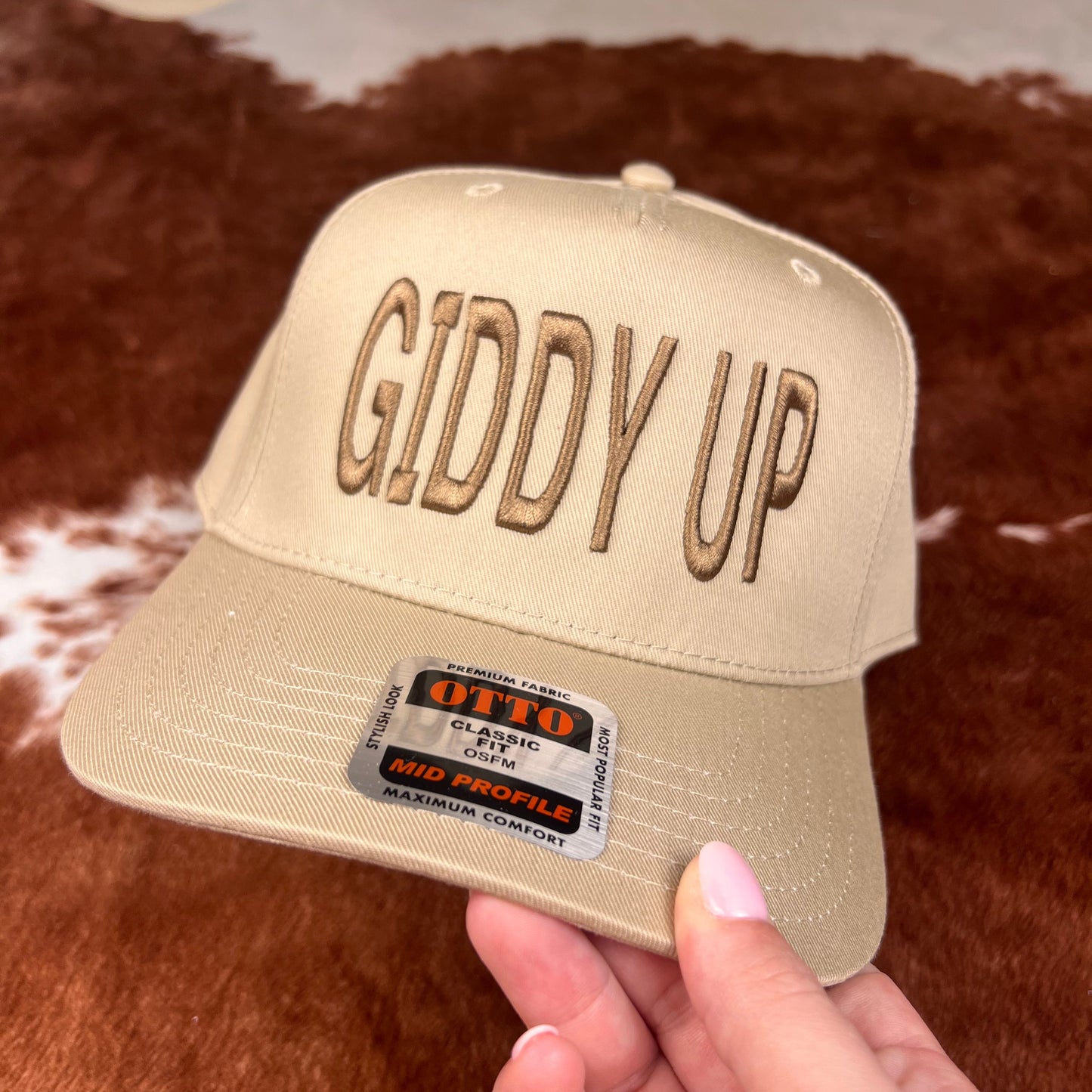 GIDDY UP Trucker Hat