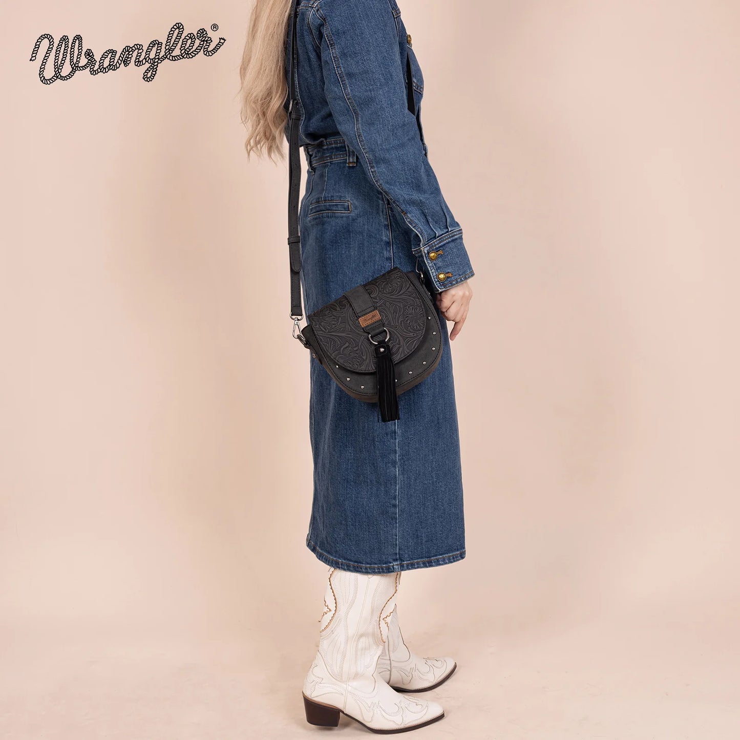 Wrangler Saddle Crossbody Bag- Black