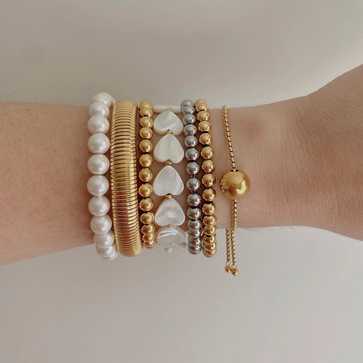 Endless Love Pearl Bracelet | 18K Gold Plated