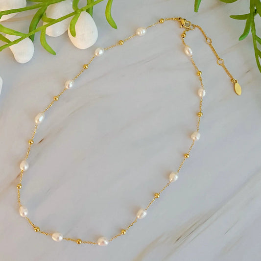 Feeling Coastal Freshwater Pearl Necklace