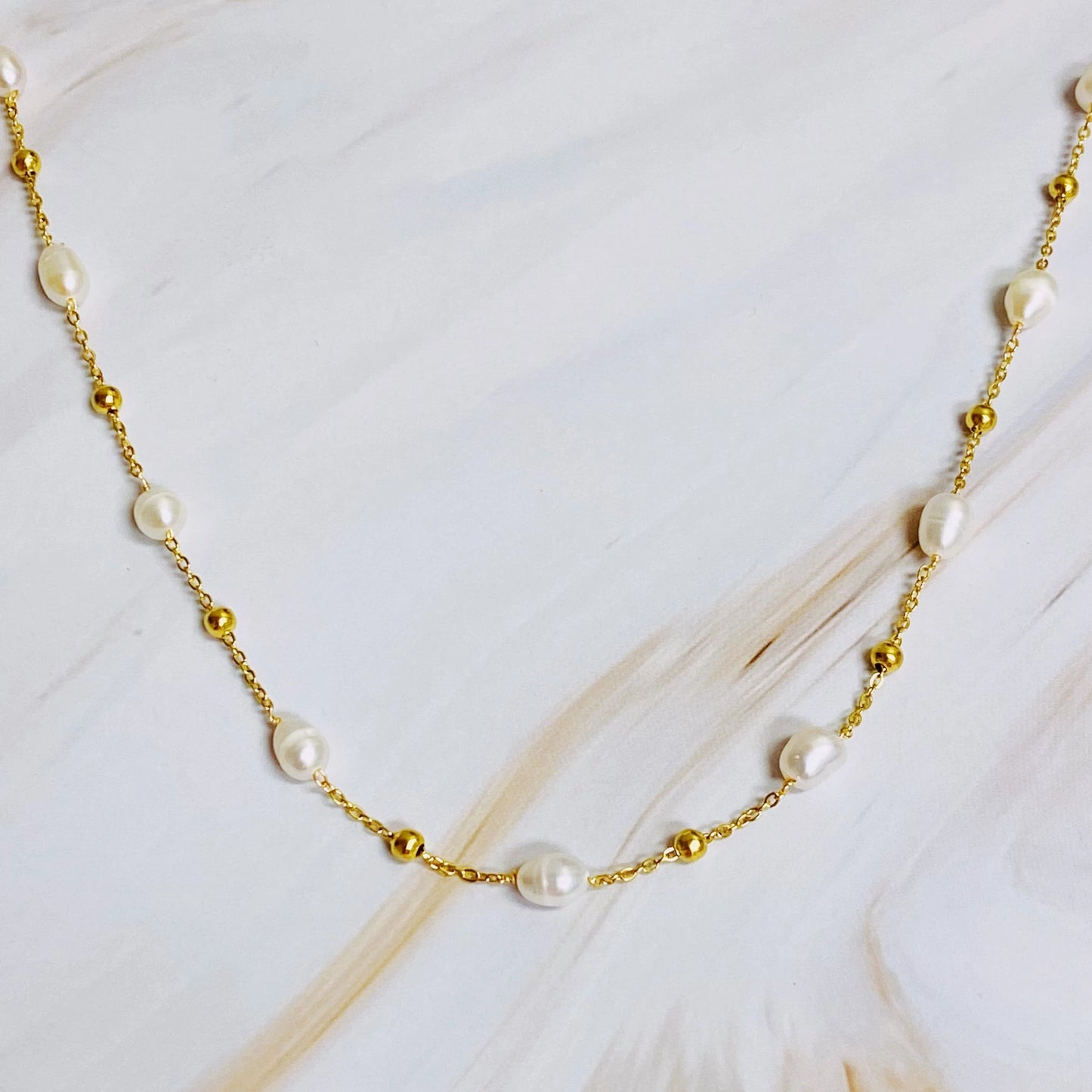 Feeling Coastal Freshwater Pearl Necklace