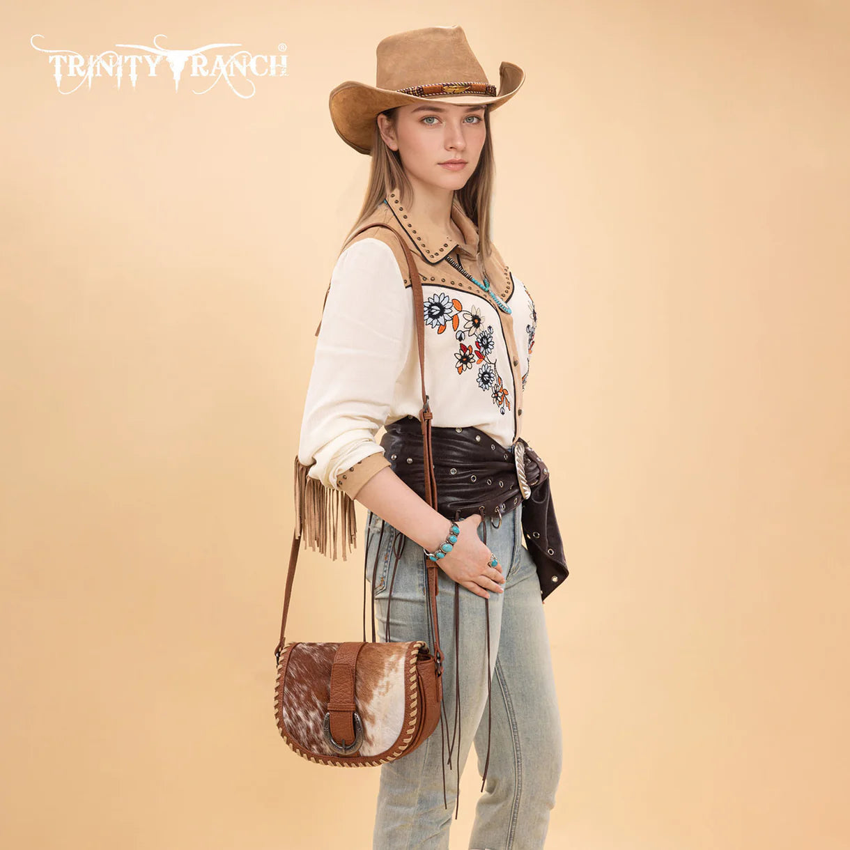 Western Cowhide Saddle Crossbody | Brown