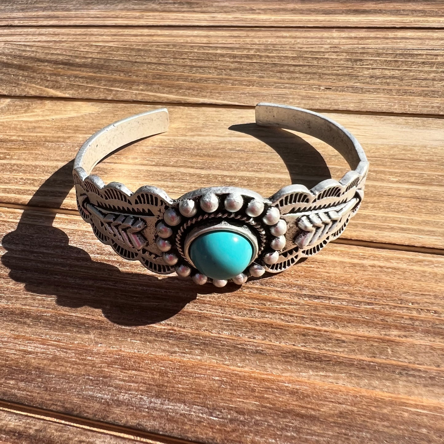 Royalty Cuff (Turquoise)